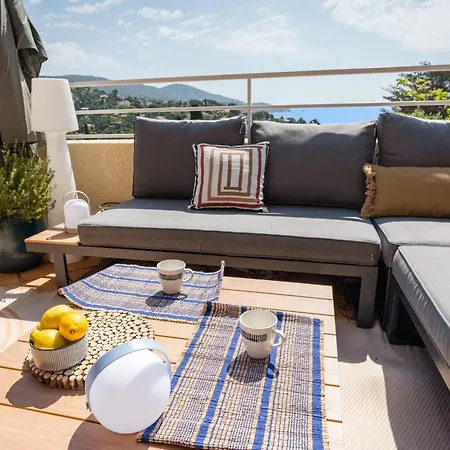 Belle Vue Mer, A Pied, Terrasse, Jardin - Pramousquier Daire