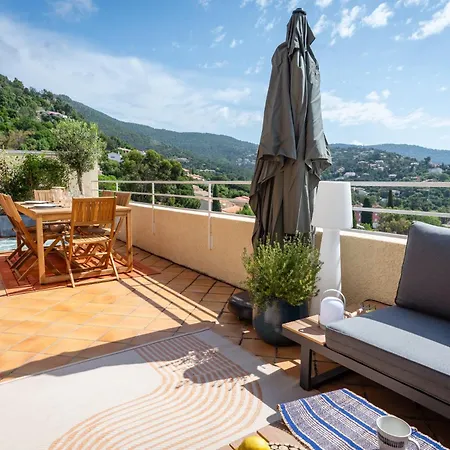 Belle Vue Mer, A Pied, Terrasse, Jardin - Pramousquier Daire *